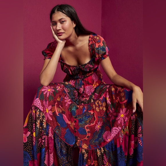 XL (16) FARM Rio Floral Maxi Dress, Mixed Wild Life Lenzing Ecovero Viscose NWOT - Picture 2 of 8